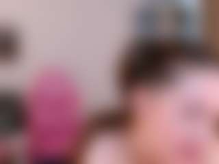 Eva Bates's Live Sex Cam Show