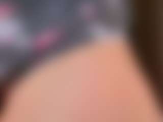 Eva Bates's Live Sex Cam Show