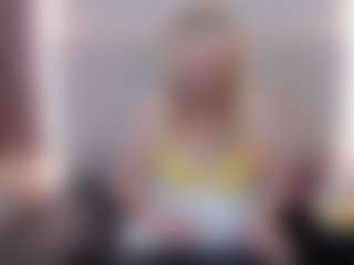 Queen's Live Sex Cam Show