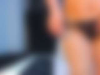 Queen's Live Sex Cam Show