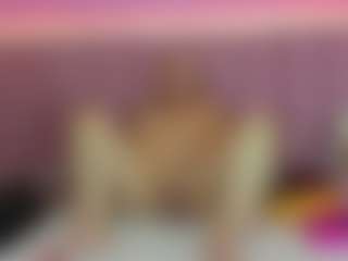 Queen's Live Sex Cam Show