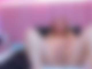 Queen's Live Sex Cam Show