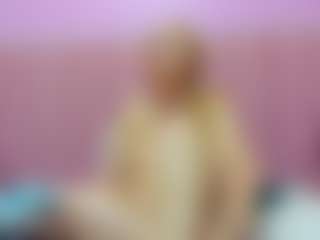 Queen's Live Sex Cam Show