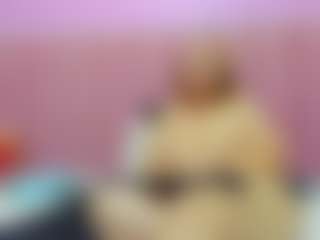 Queen's Live Sex Cam Show