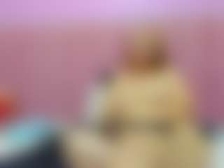 Queen's Live Sex Cam Show