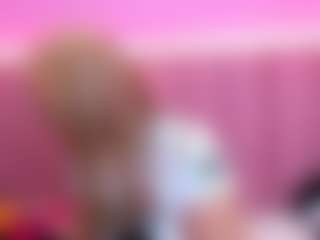 Queen's Live Sex Cam Show