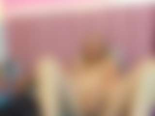Queen's Live Sex Cam Show