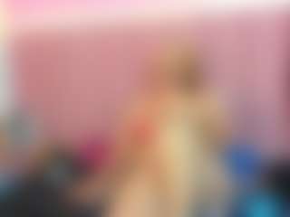 Queen's Live Sex Cam Show