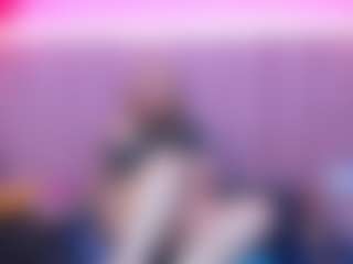 Live cam show with Queen - HD on madthumbs