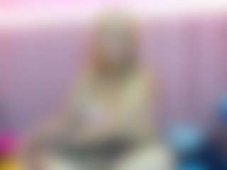 Live cam show with Queen - Tease on madthumbs
