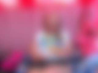 Live cam show with Queen - Big Tits on Camsoda
