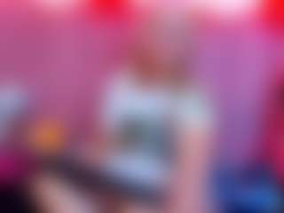Queen's Live Sex Cam Show