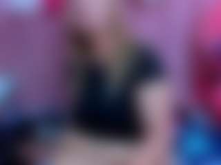 Queen's Live Sex Cam Show