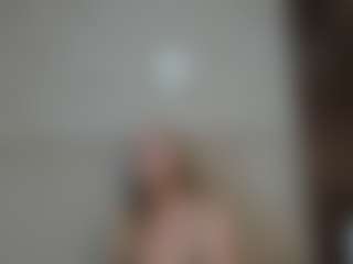 Queen's Live Sex Cam Show