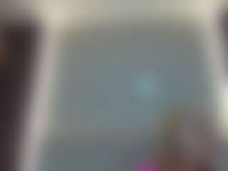 Queen's Live Sex Cam Show