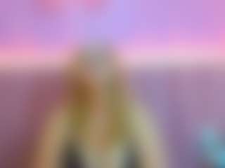 Queen's Live Sex Cam Show