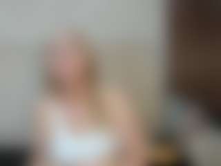 Queen's Live Sex Cam Show