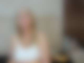 Queen's Live Sex Cam Show