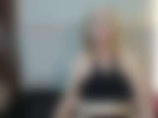 Queen's Live Sex Cam Show