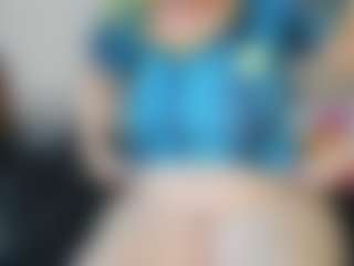Live cam show with Queen - HD on madthumbs