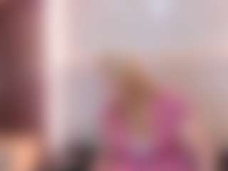 Queen's Live Sex Cam Show