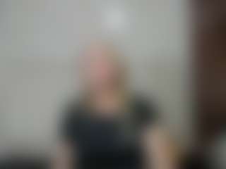 Live cam show with Queen Star - White on SpunkLive | colombia