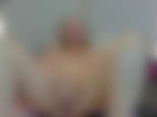 Queen Star's Live Sex Cam Show