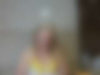 Live cam show with Queen Star - Drinking on Mixed Magazine Live
