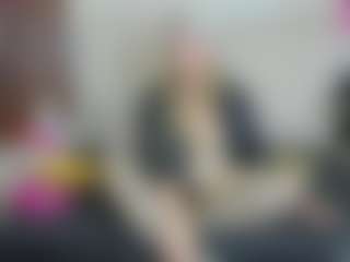Live cam show with Queen Star - Big Tits on Camming Site