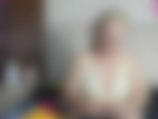 Queen Star's Live Sex Cam Show