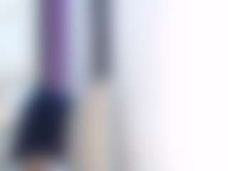 Live cam show with ValeriiaRey - Asian Public on fapnchat