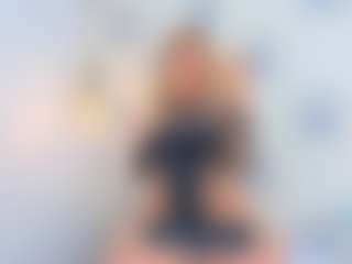 Live cam show with Mahiamontenegro - Middle Aged on Big Tits