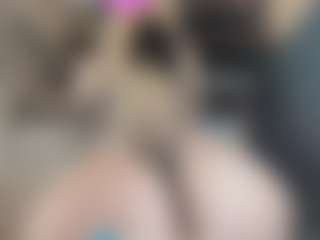 Live cam show with River Baby - Blondie on Sex Cam Show
