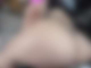 River Baby's Live Sex Cam Show