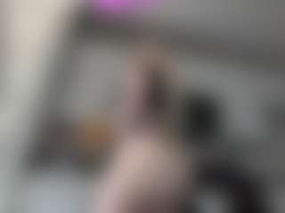 River Baby's Live Sex Cam Show