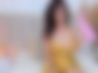 AmaraYasbel MILF webcam performer live streaming