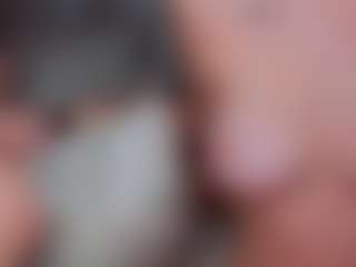 Live cam show with CriseldaMarzella - Thin on Mixed Magazine Live