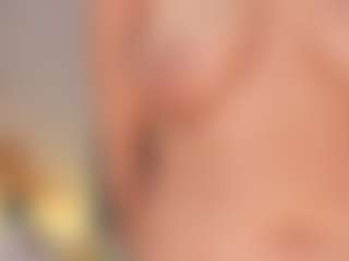 GahiaBelucci's Live Sex Cam Show