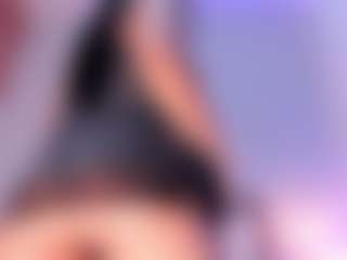 GahiaBelucci's Live Sex Cam Show