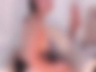 GahiaBelucci's Live Sex Cam Show