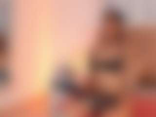 GahiaBelucci's Live Sex Cam Show