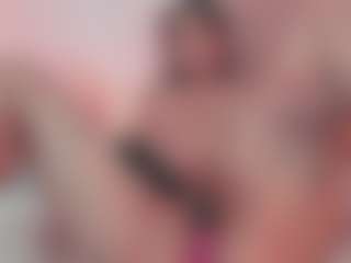 GahiaBelucci's Live Sex Cam Show