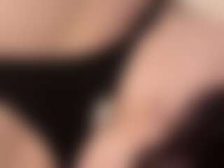 justagoodnight's Live Sex Cam Show