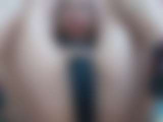 luna-hawks's Live Sex Cam Show