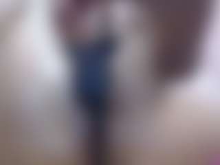 Live cam show with luna-hawks - Camel Toe on thefappeningchat.com