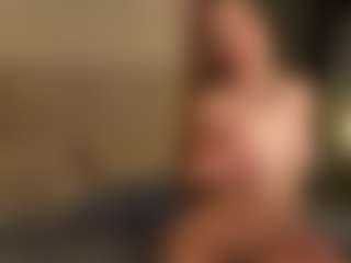 Live cam show with GwenAir - Green Eyes on Camsoda