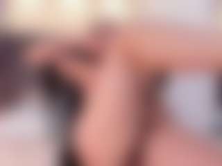 Live cam show with HELEN - Average on Free Soda