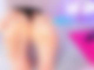 Live cam show with LioraVelvetC - Black Small Tits on Camsoda | colombia
