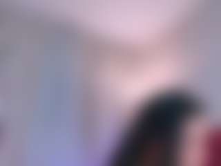 Live cam show with LunaAspenn - Fingering on Camsoda