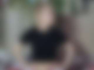 Live cam show with MeganLora9 - Gray Eyes on SquirtSoMuch